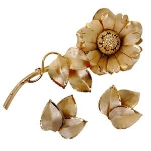 Signed Primex Mid Century Gold Tone Floral Brooch Earrings Set Leaf Flower